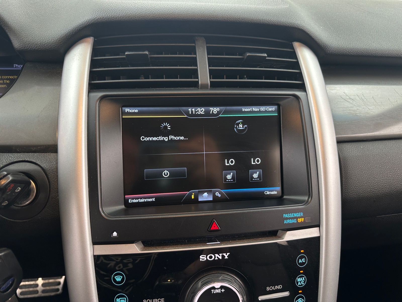 Thumbnail: 2013 Ford Edge - 3