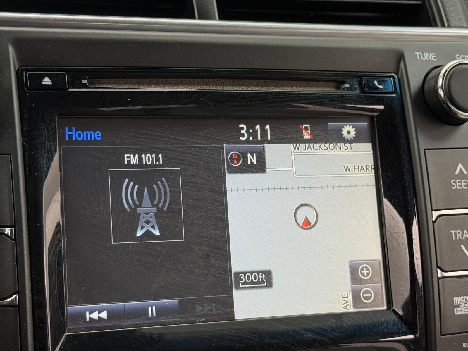 Thumbnail: 2017 Toyota Camry - 4