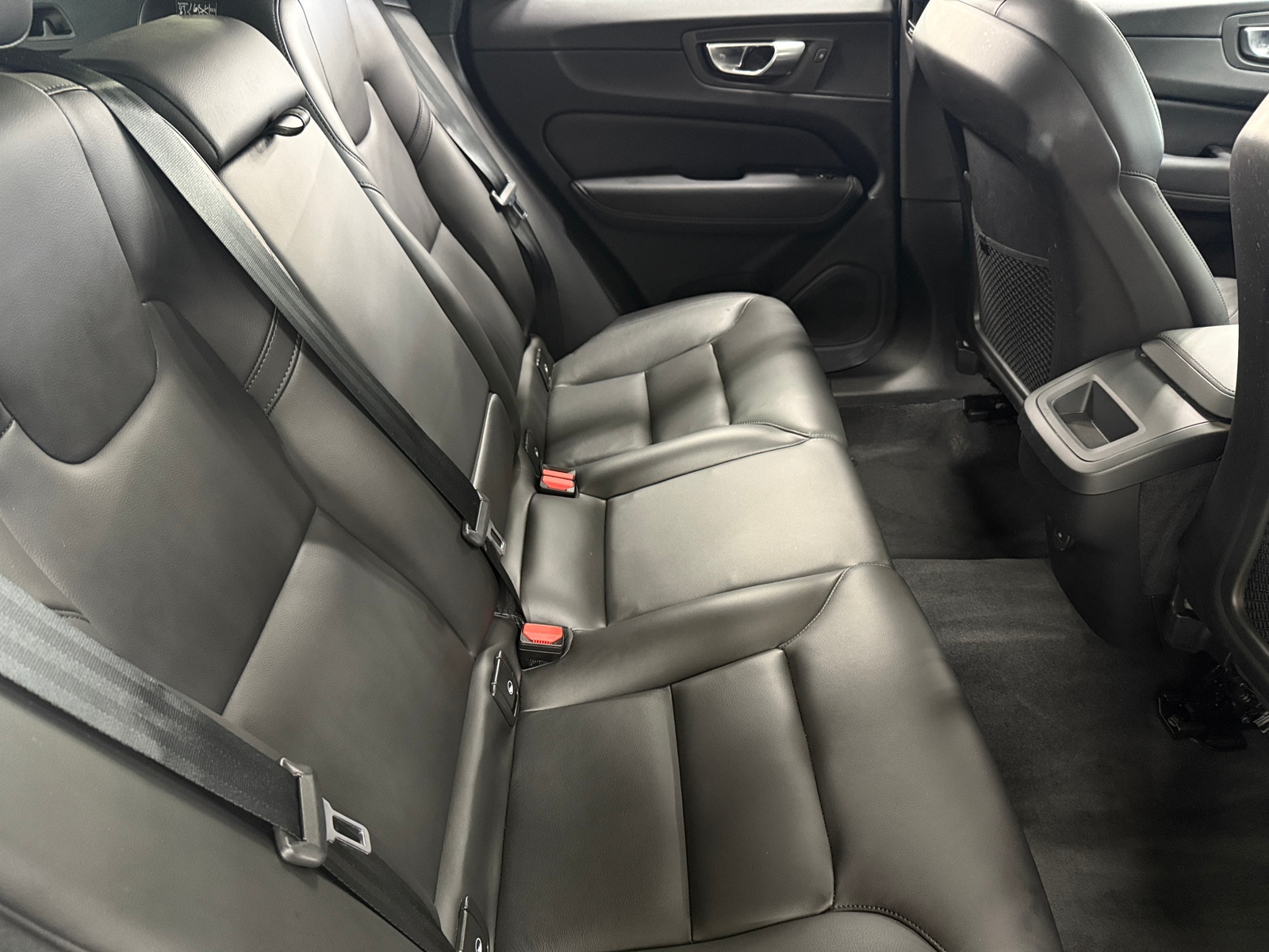 Thumbnail: 2025 Volvo XC60 - 5