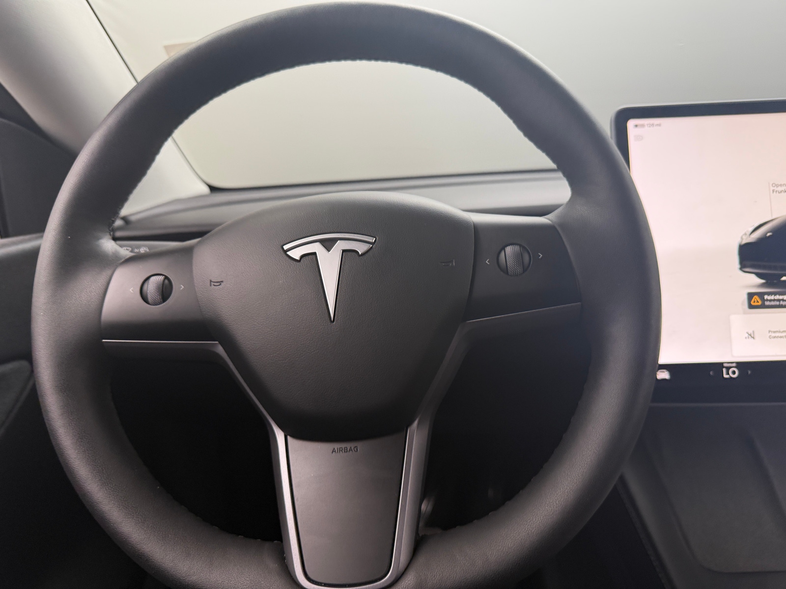 Thumbnail: 2022 Tesla Model Y - 4