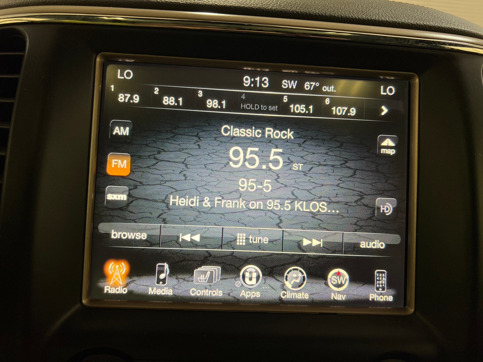Thumbnail: 2017 Jeep Grand Cherokee - 3