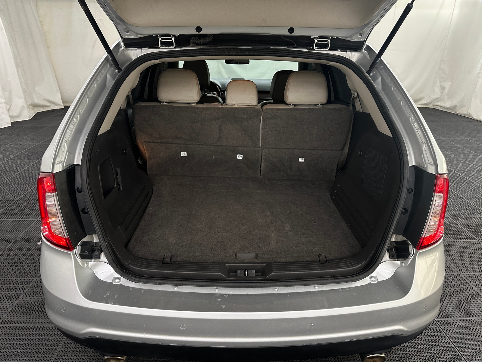 Thumbnail: 2013 Ford Edge - 6