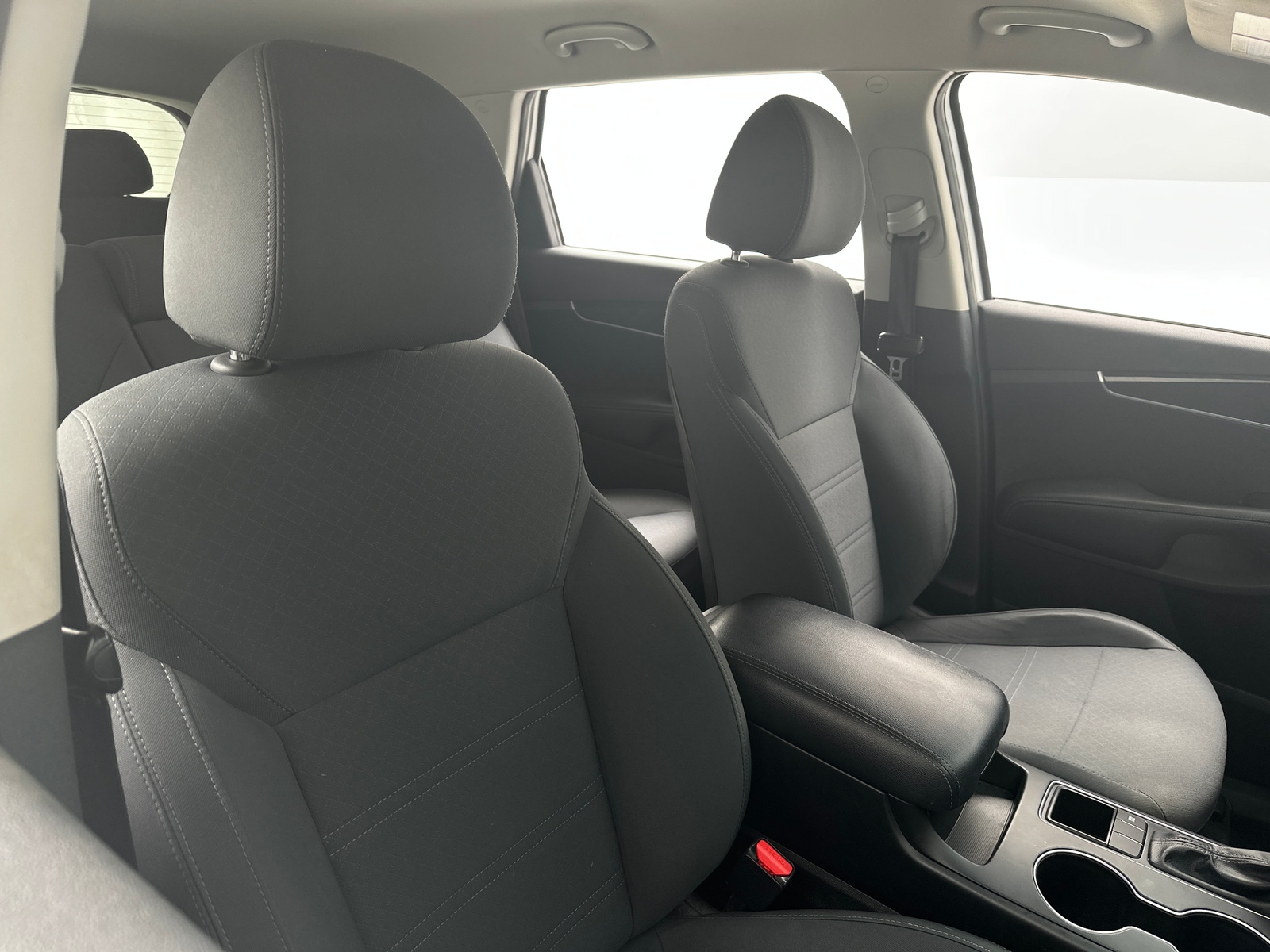 Thumbnail: 2019 Kia Sorento - 2