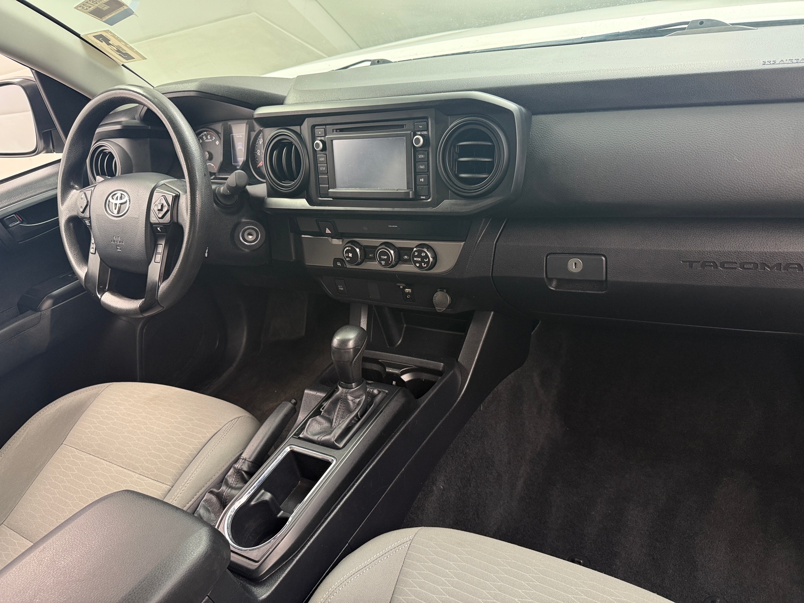 Thumbnail: 2019 Toyota Tacoma - 3