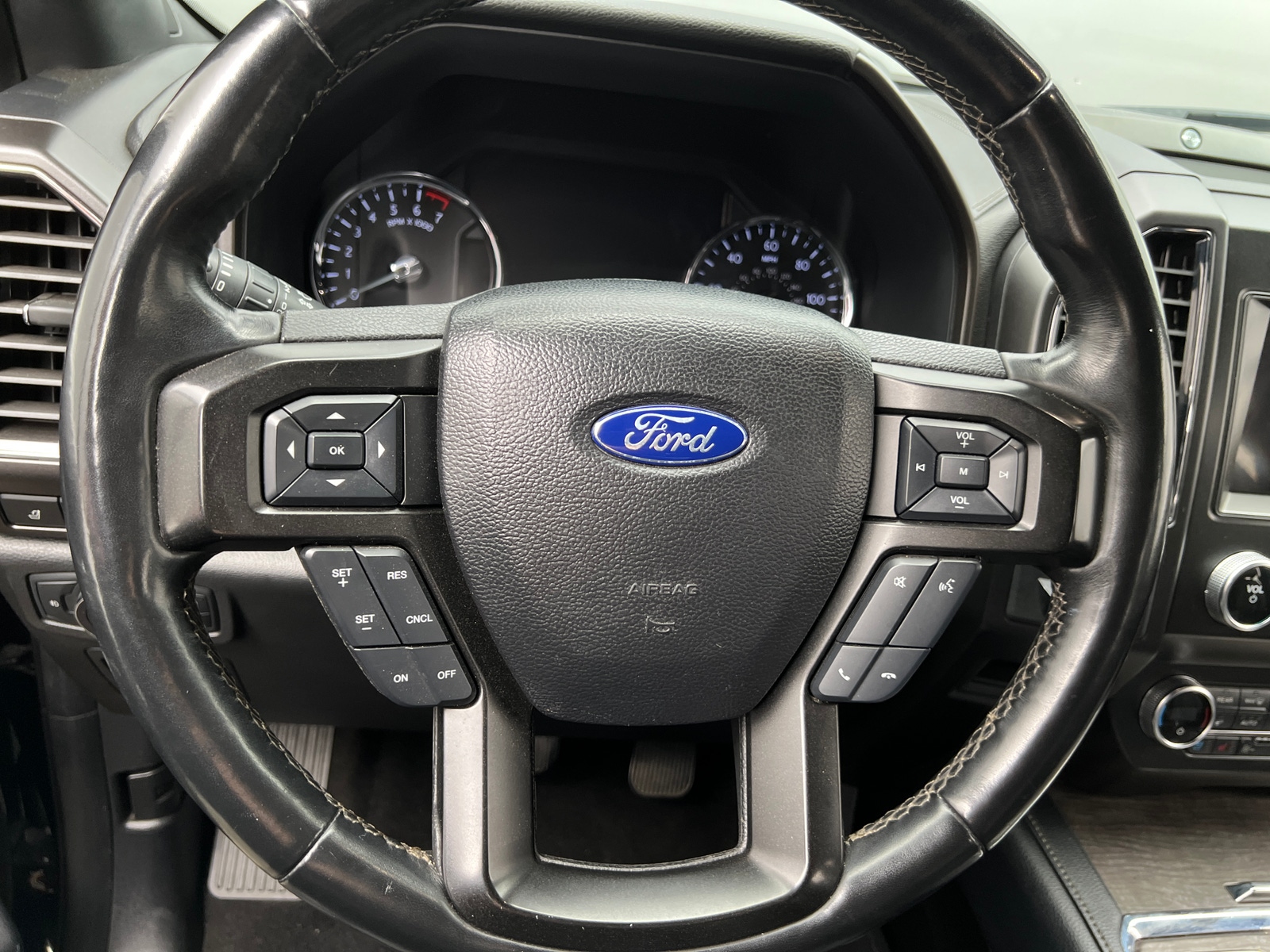 Thumbnail: 2019 Ford Expedition MAX - 4