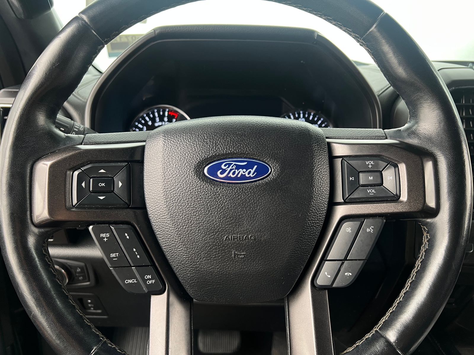 Thumbnail: 2021 Ford Expedition - 4
