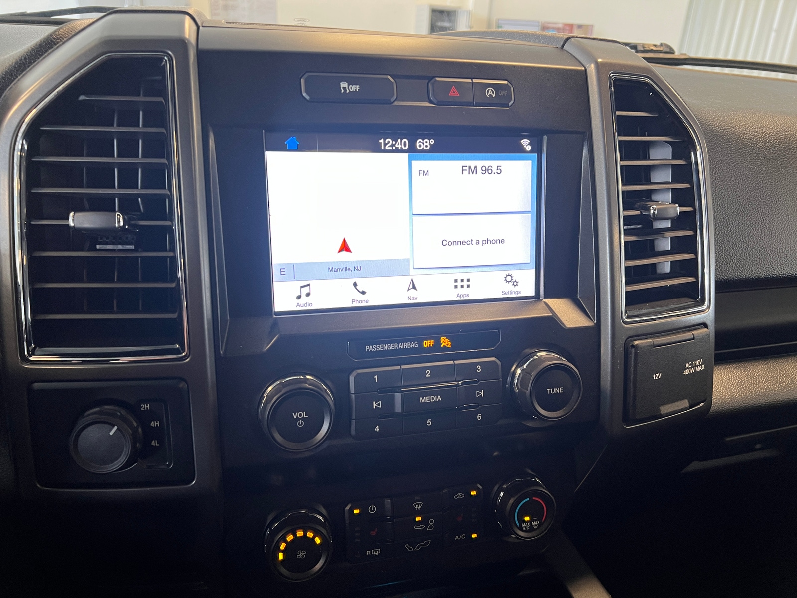 Thumbnail: 2019 Ford Econoline - 4
