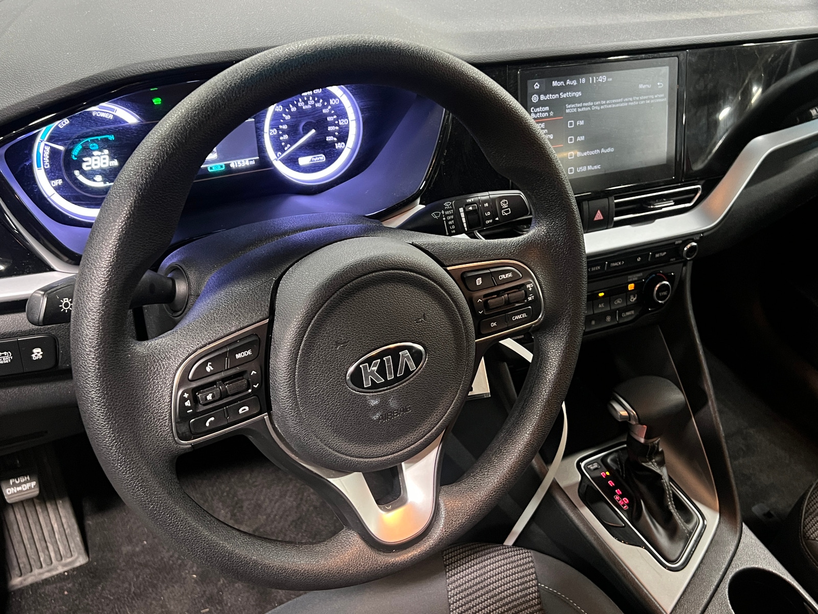 Thumbnail: 2021 Kia Niro - 5