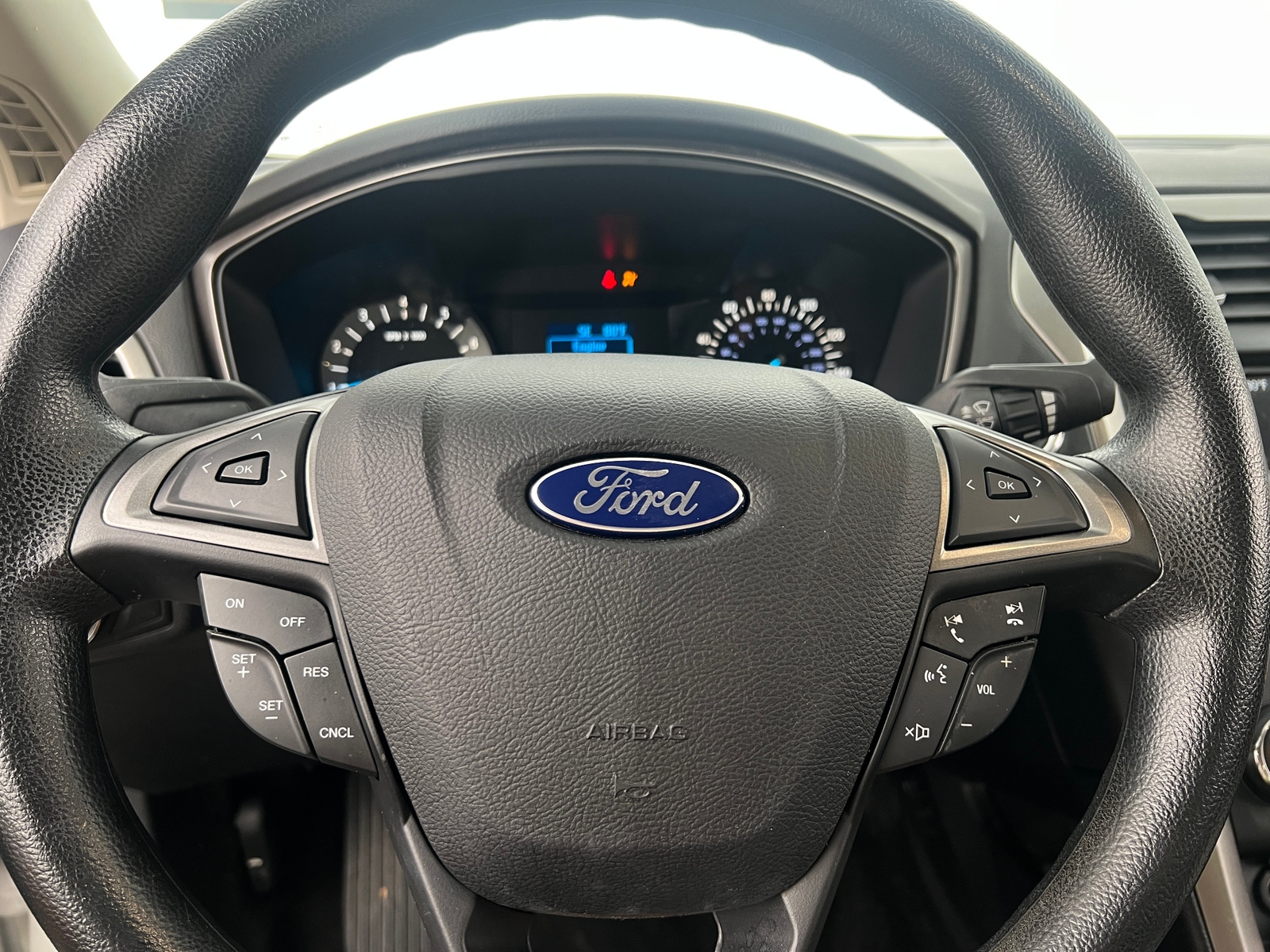 Thumbnail: 2017 Ford Fusion - 5