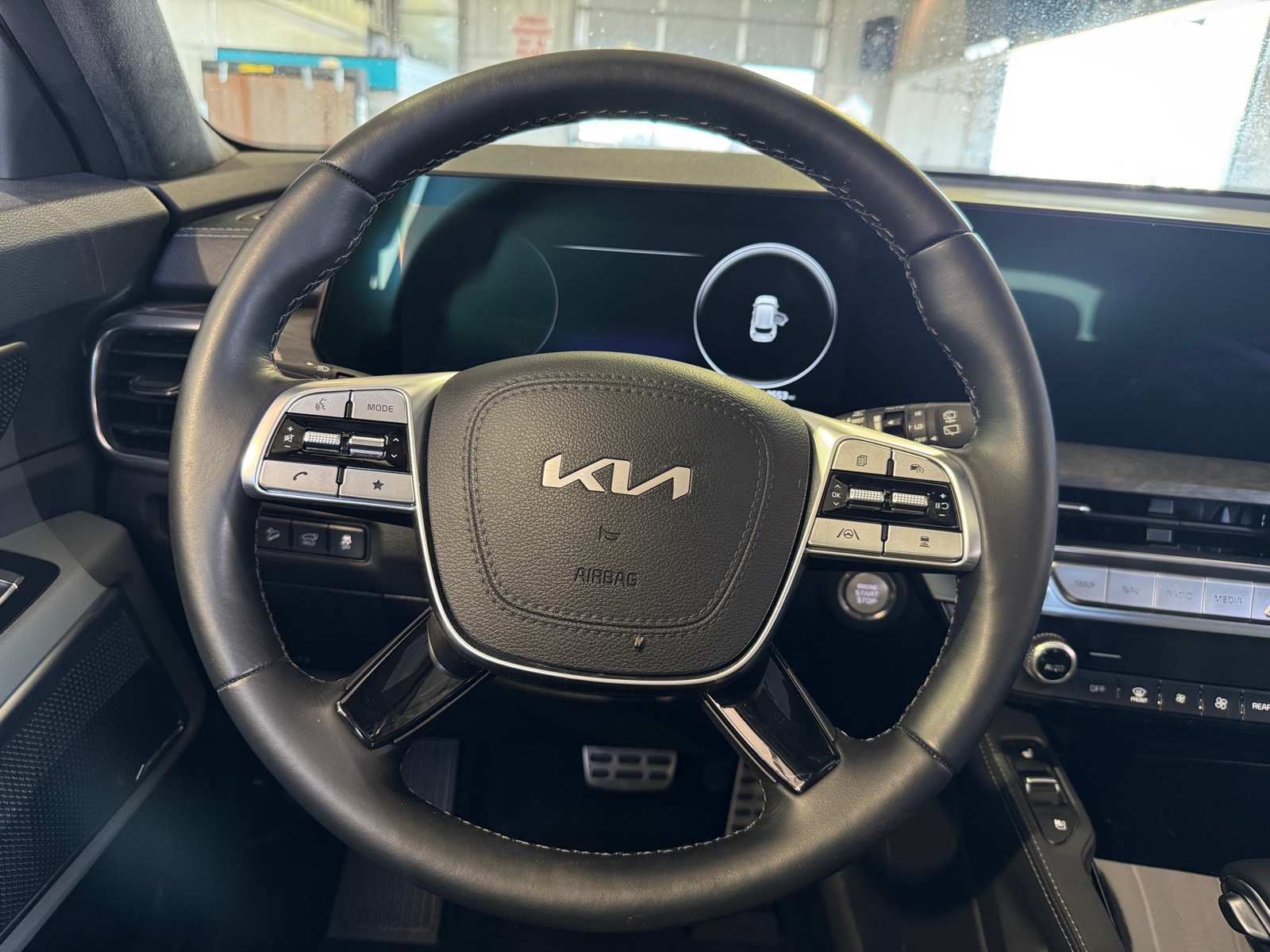 Thumbnail: 2024 Kia Telluride - 4