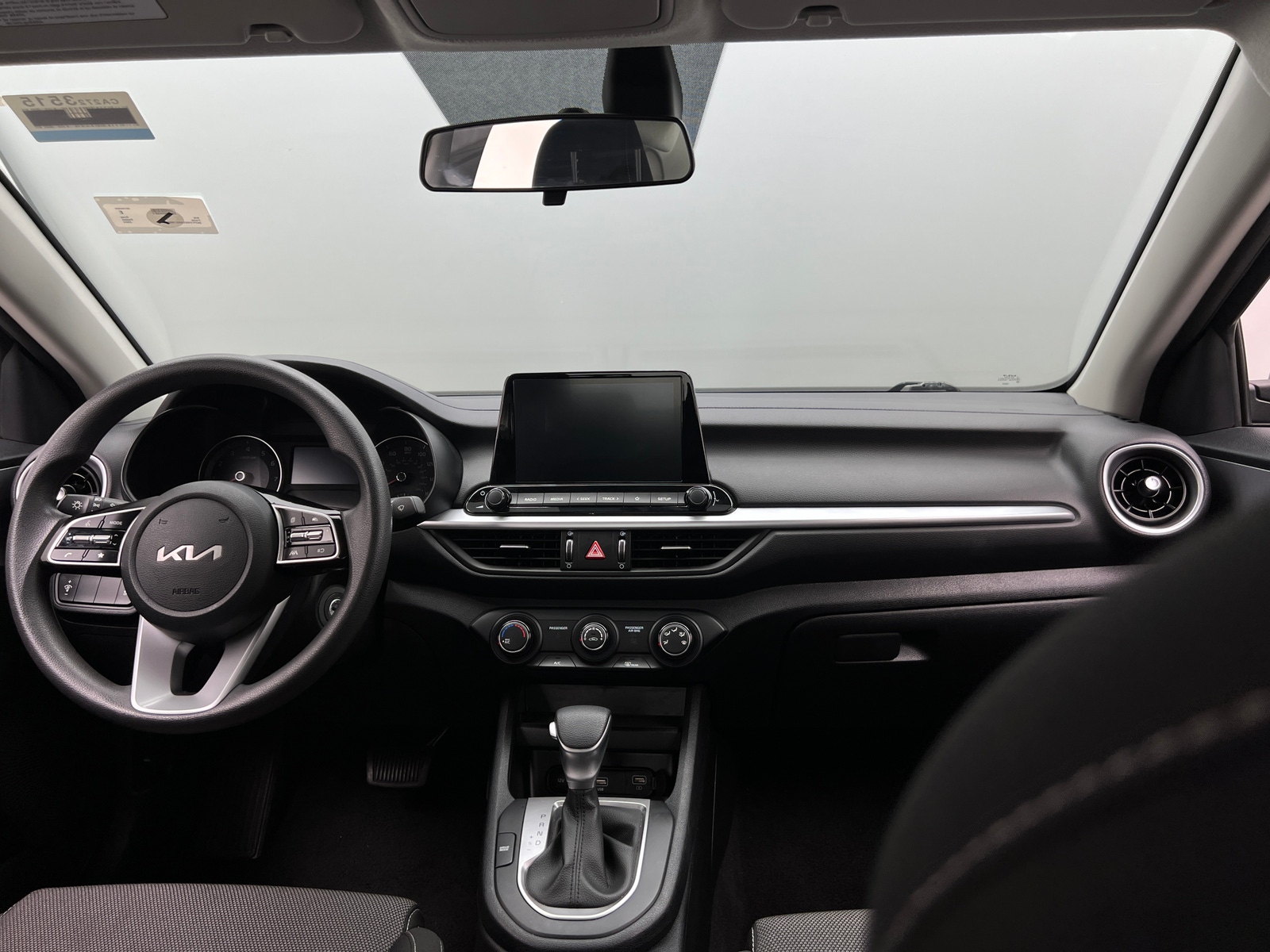 Thumbnail: 2024 Kia Forte - 3