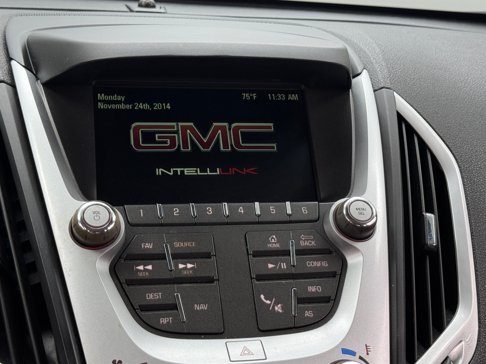 Thumbnail: 2017 GMC Terrain - 3