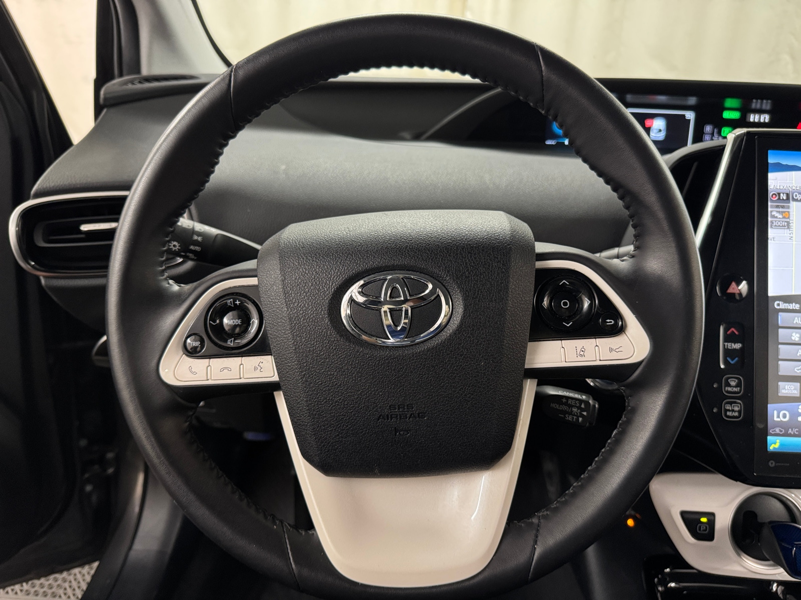 Thumbnail: 2019 Toyota Prius Prime - 4