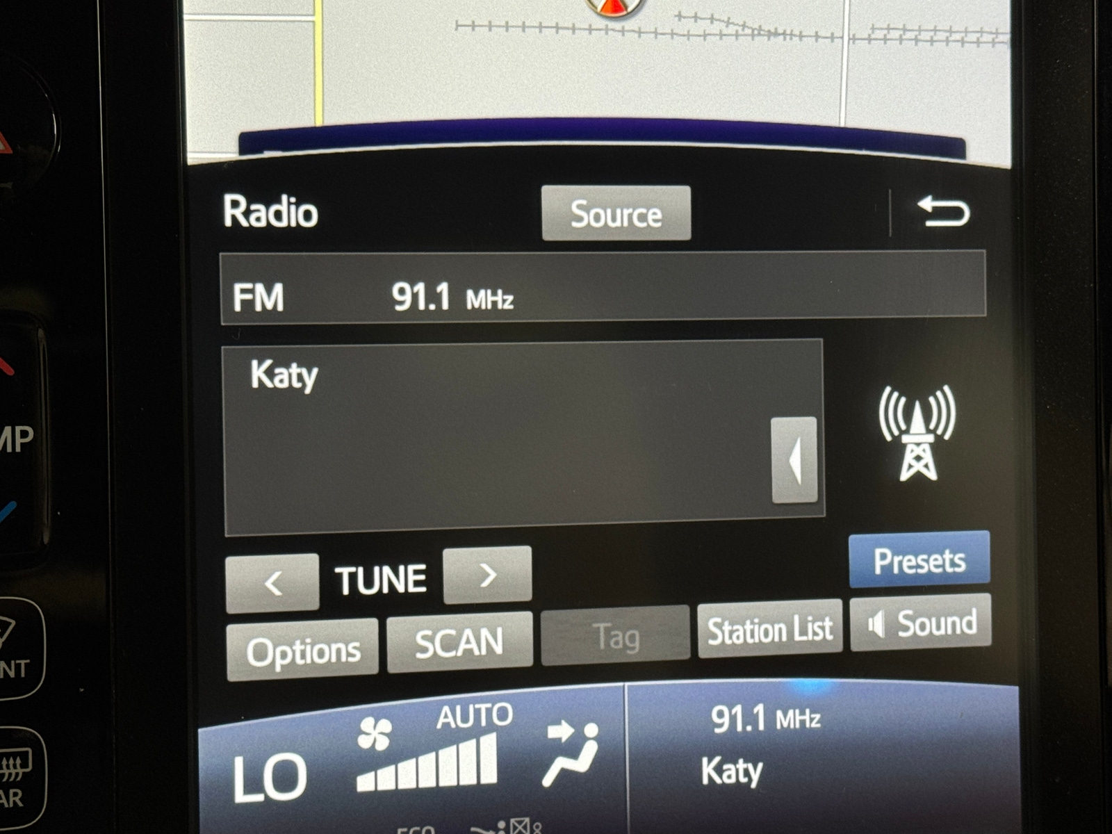 Thumbnail: 2019 Toyota Prius Prime - 3