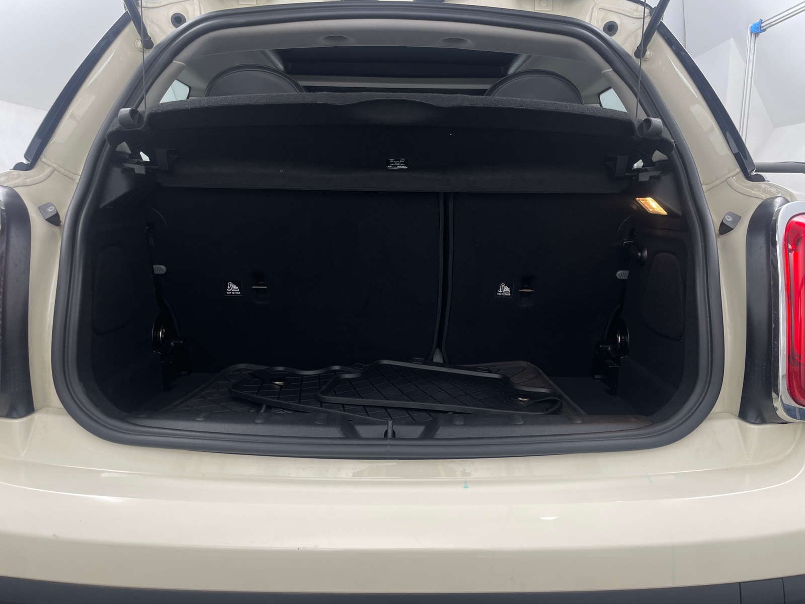 Thumbnail: 2023 MINI Cooper Hardtop - 6