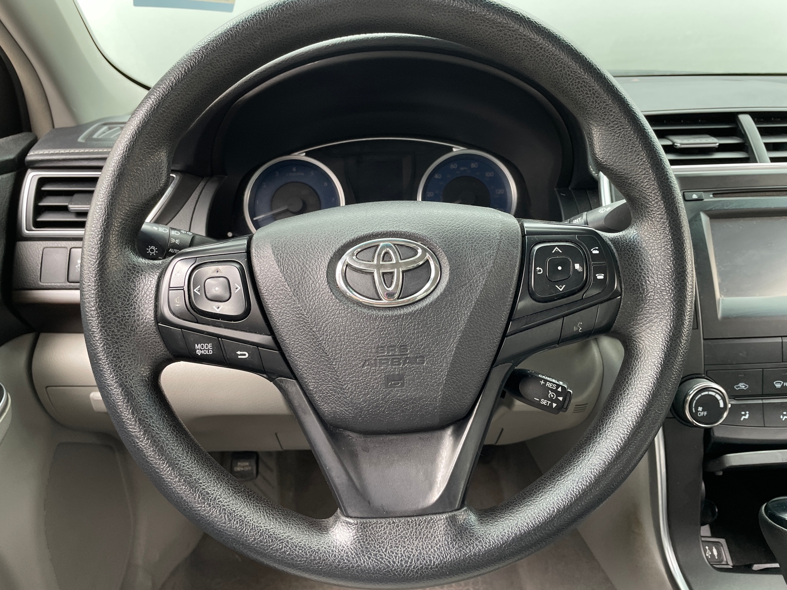 Thumbnail: 2017 Toyota Camry - 5
