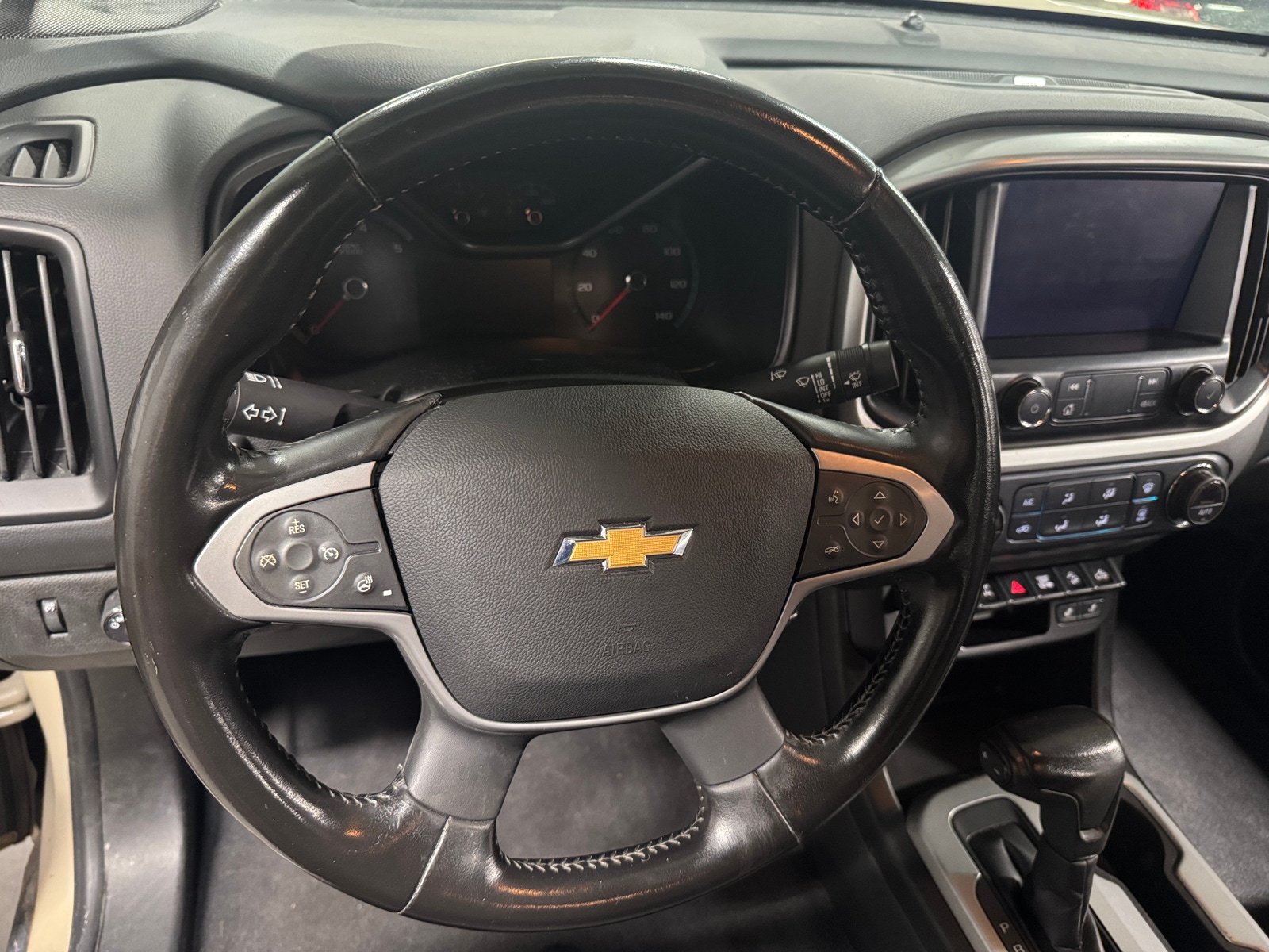 Thumbnail: 2021 Chevrolet Colorado - 4