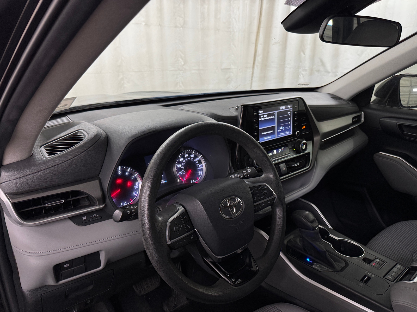 Thumbnail: 2020 Toyota Highlander - 3