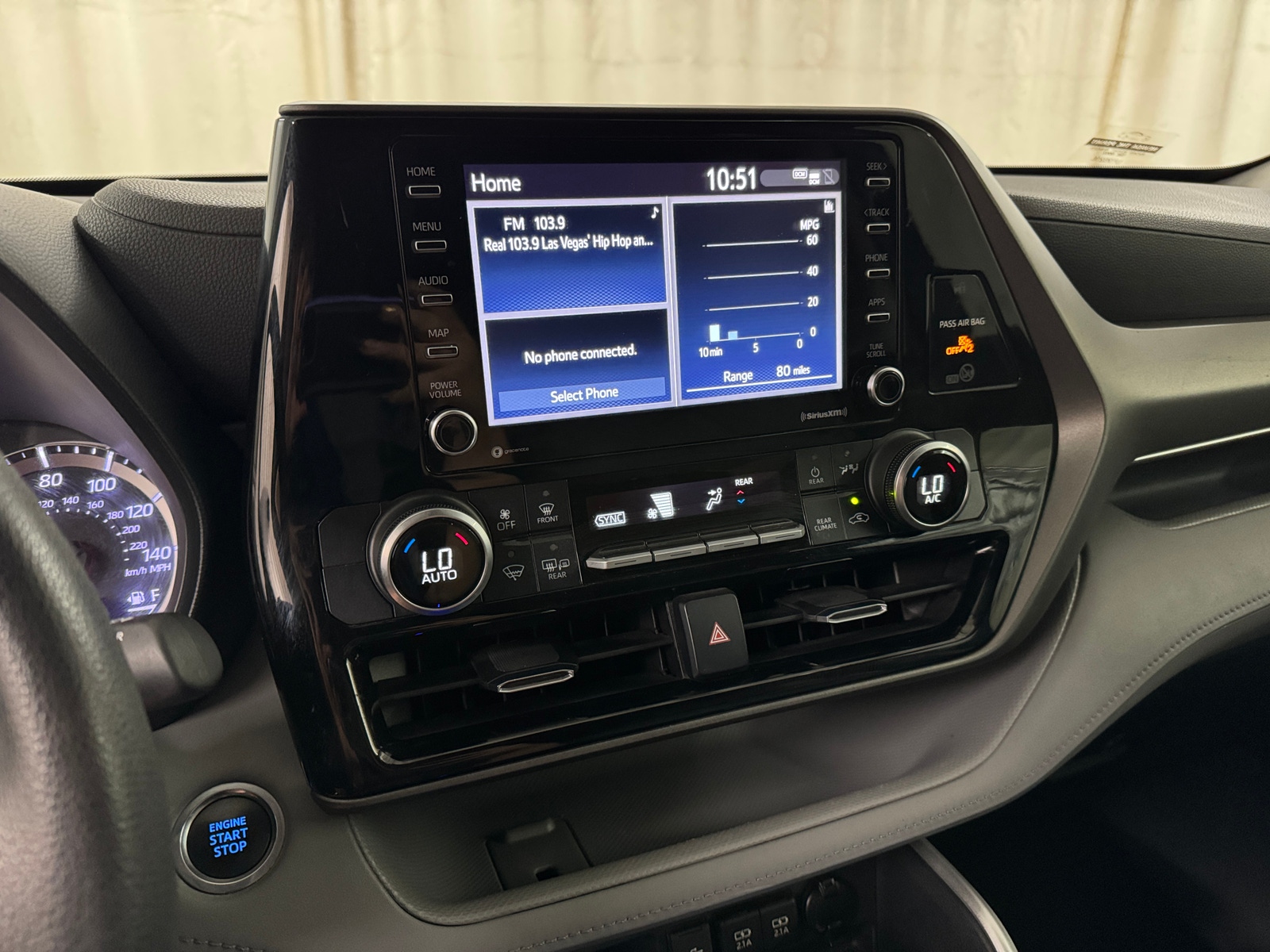 Thumbnail: 2020 Toyota Highlander - 4