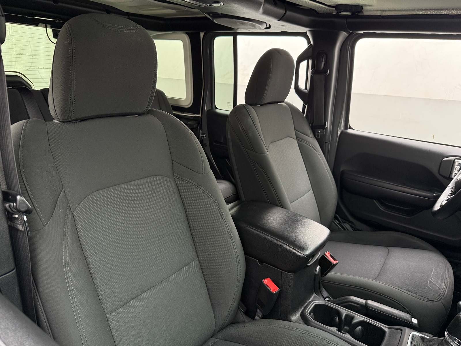 Thumbnail: 2019 Jeep Wrangler - 2
