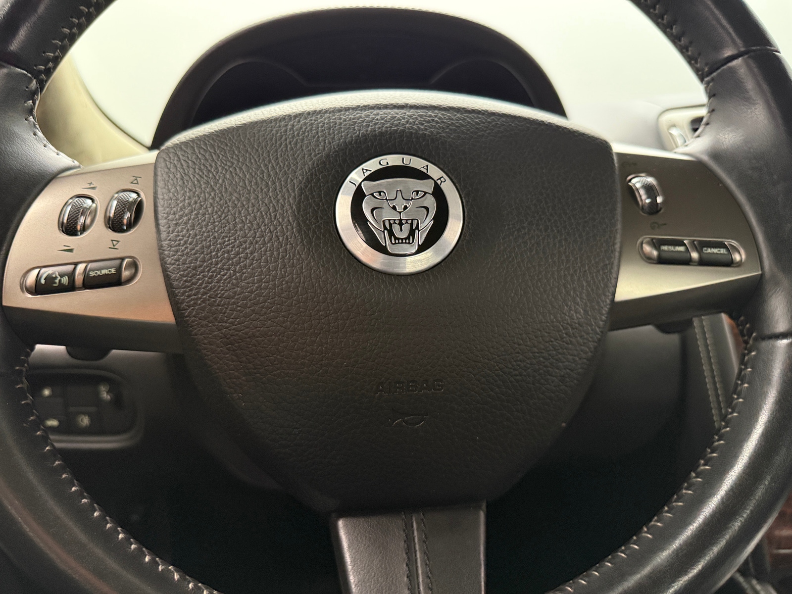 Thumbnail: 2011 Jaguar XK - 4