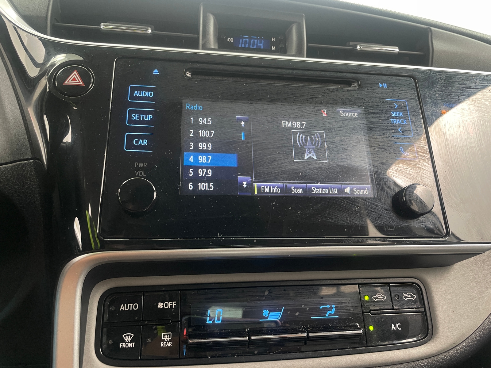 Thumbnail: 2018 Toyota Corolla - 4