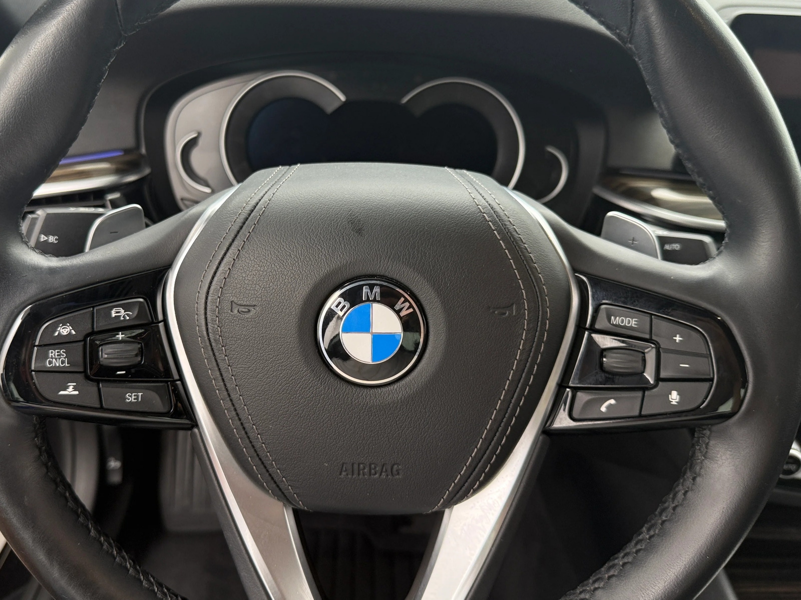 Thumbnail: 2018 BMW 5 Series - 4