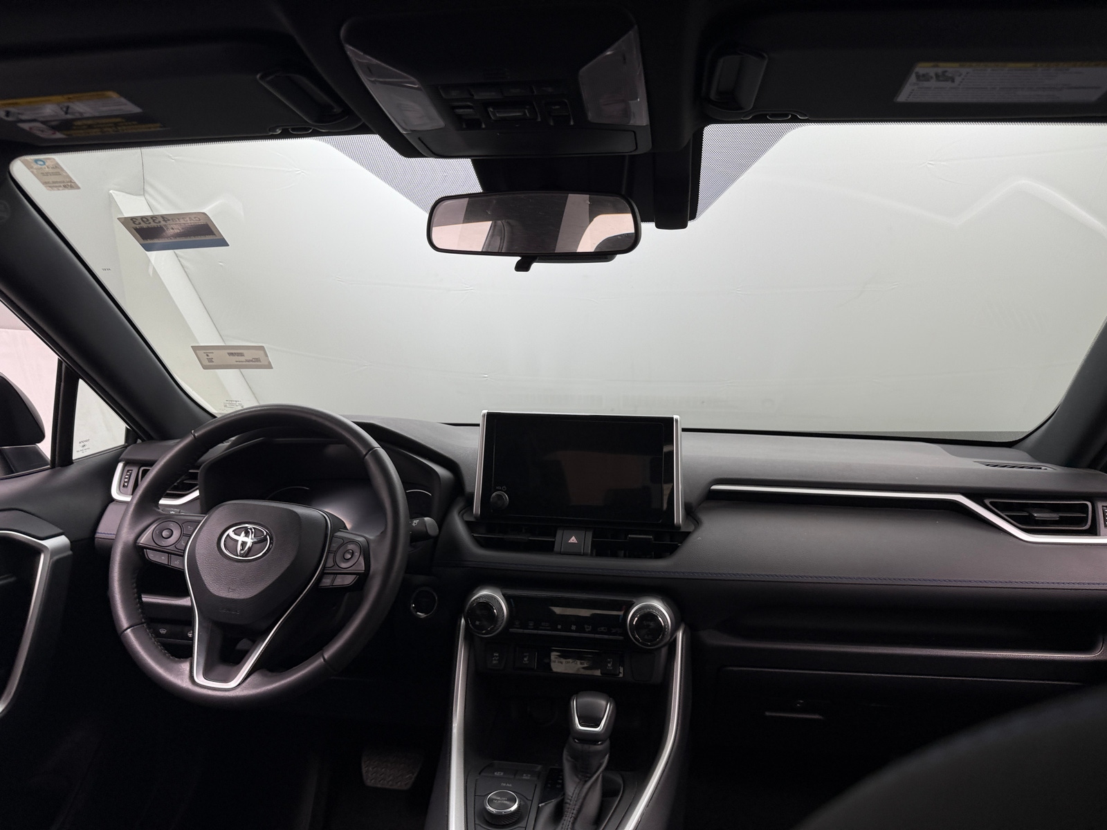 Thumbnail: 2023 Toyota RAV4 - 3