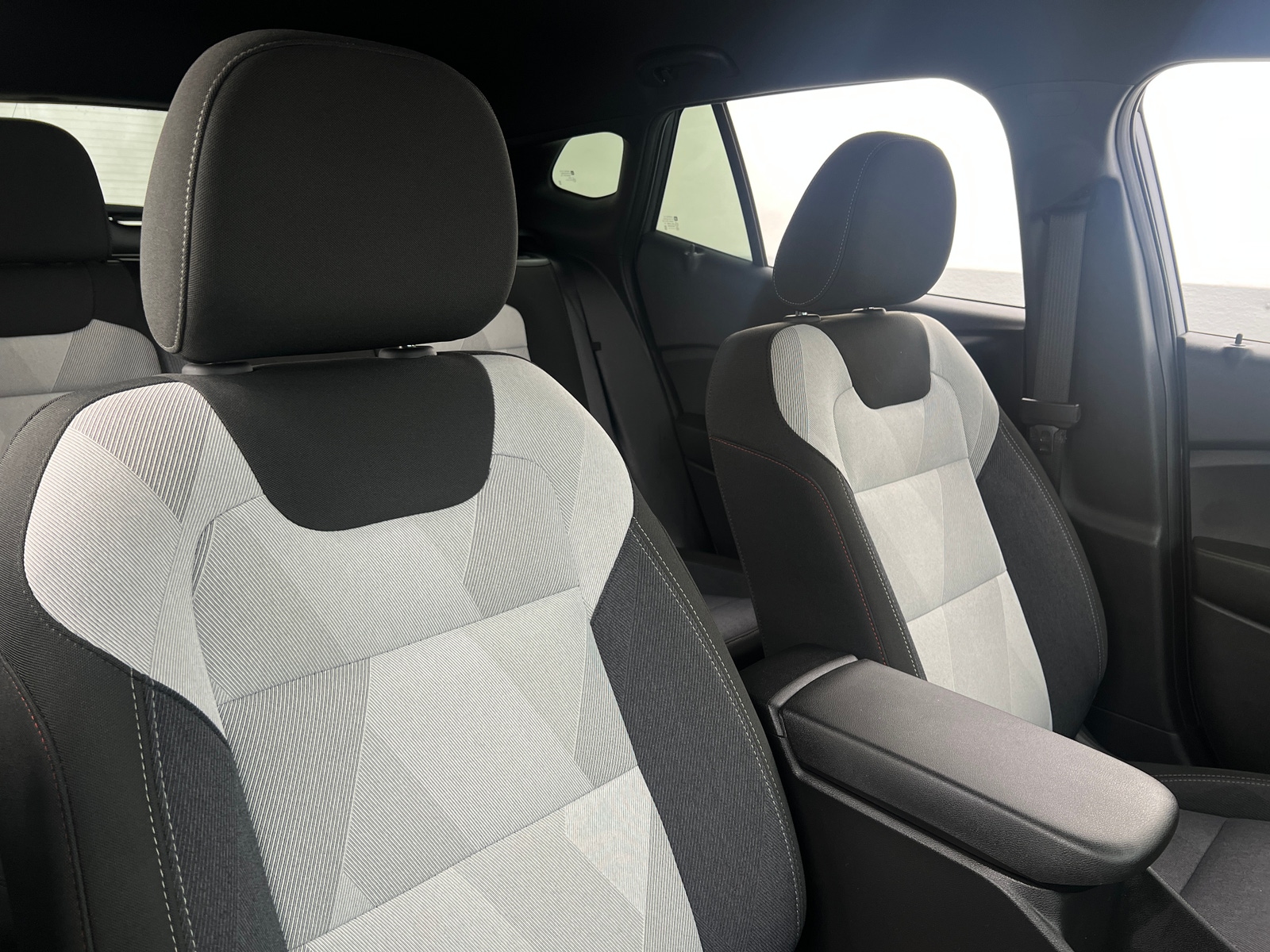 Thumbnail: 2024 Chevrolet Trax - 2