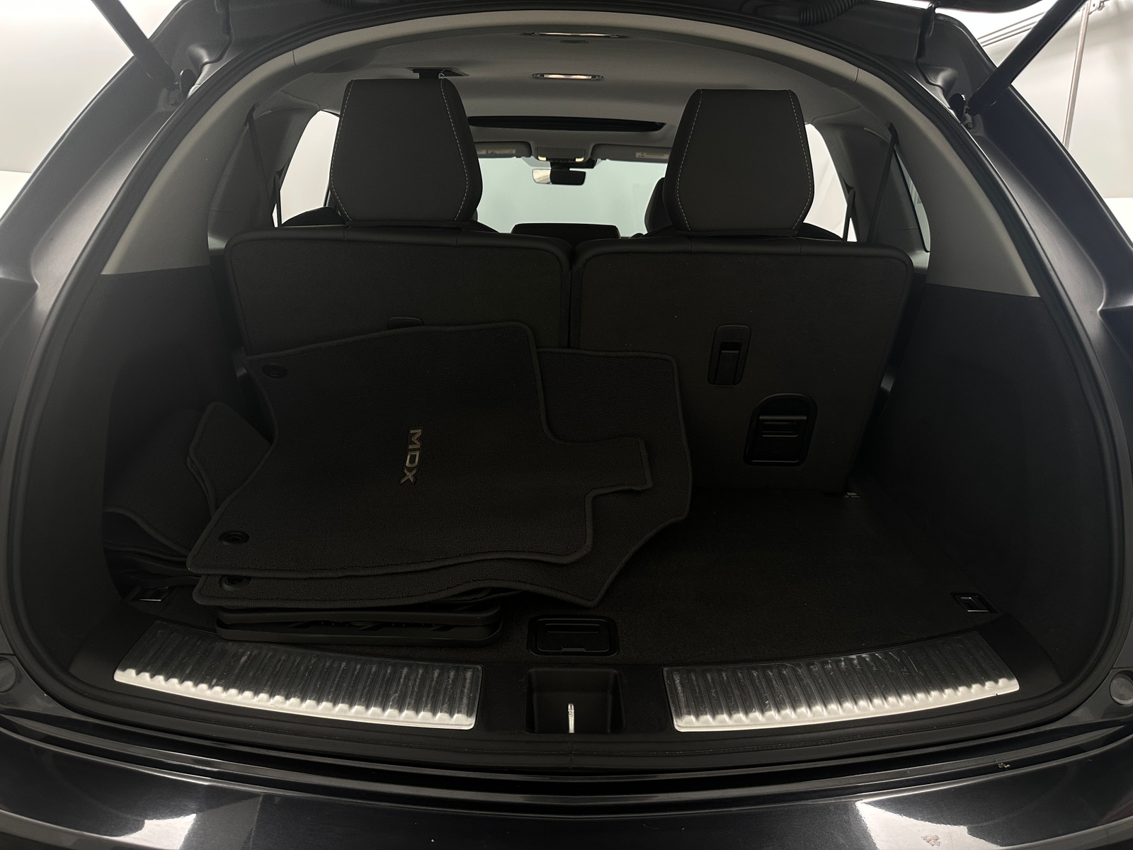 Thumbnail: 2020 Acura MDX - 6
