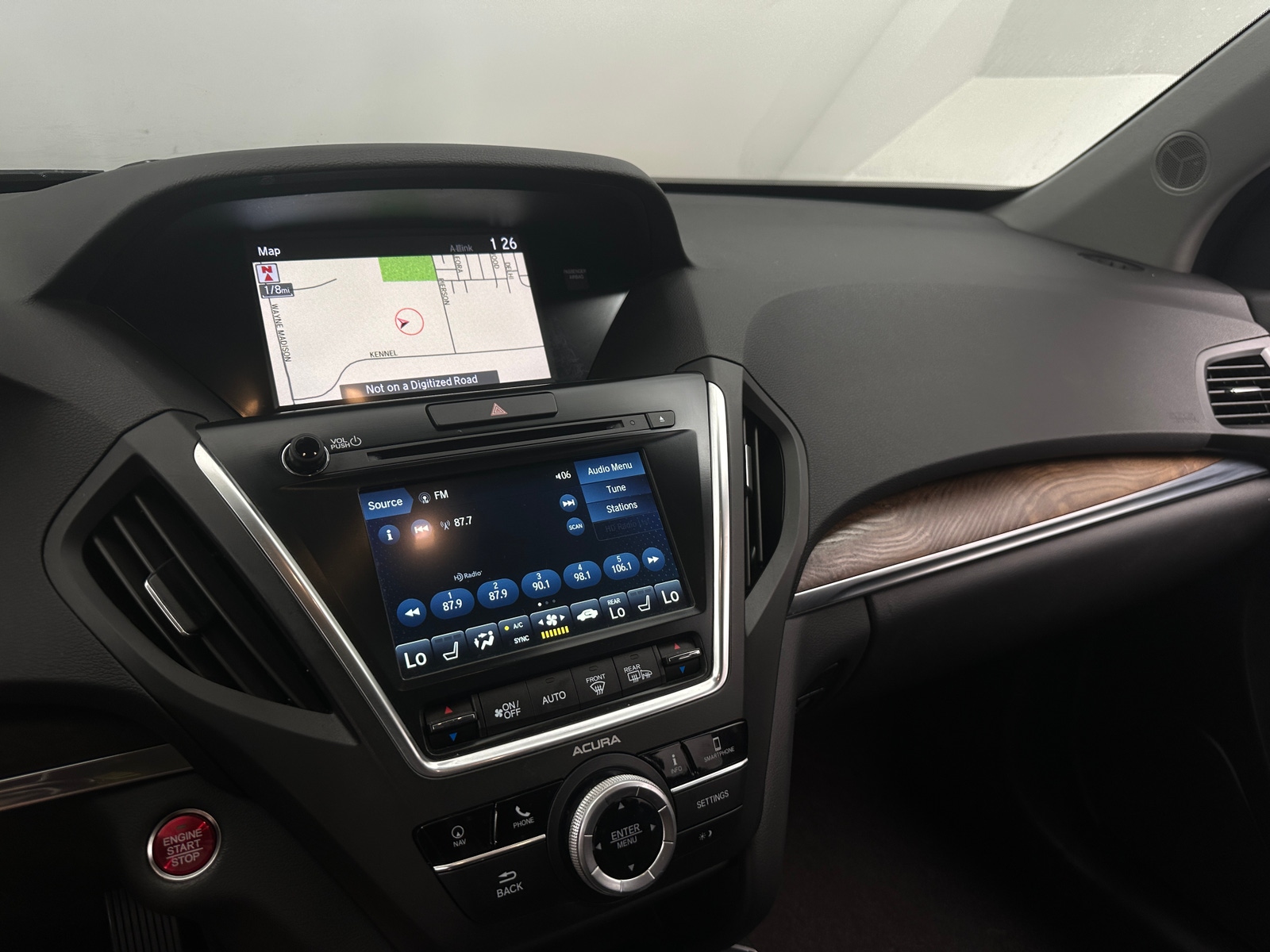 Thumbnail: 2020 Acura MDX - 3