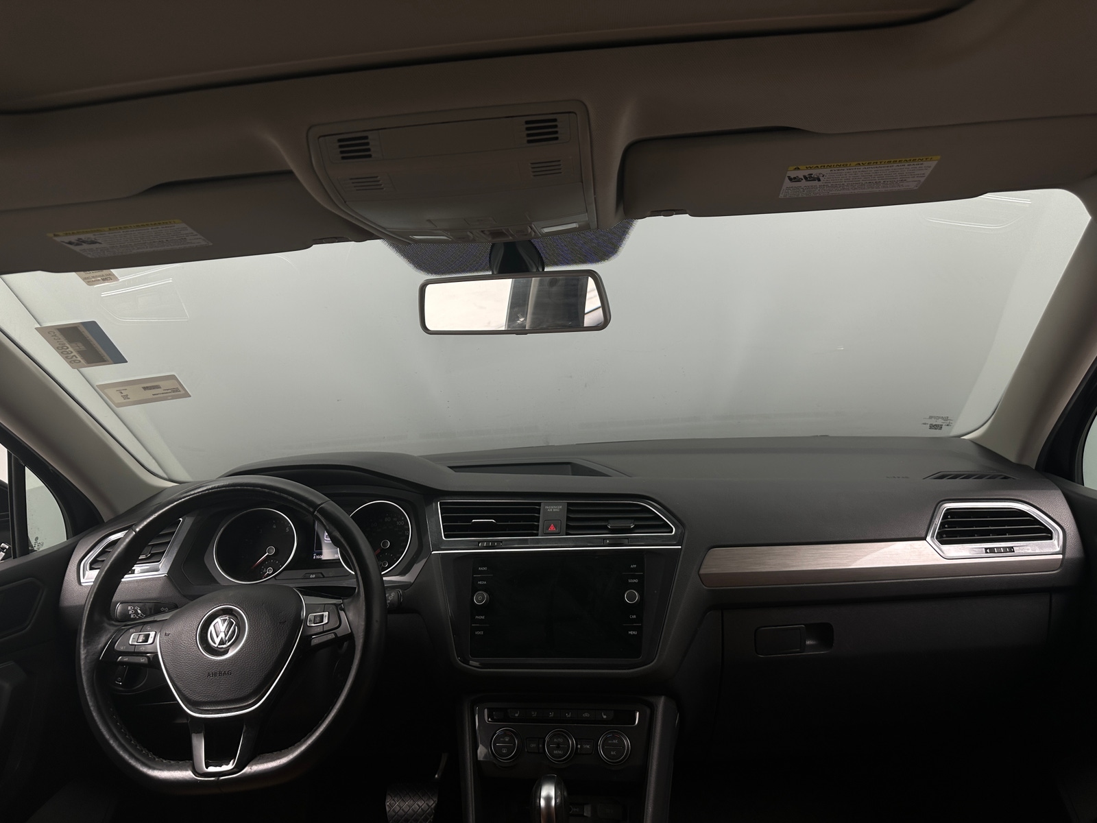 Thumbnail: 2019 Volkswagen Tiguan - 2