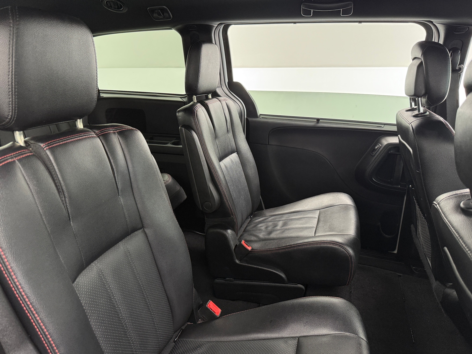 Thumbnail: 2019 Dodge Grand Caravan - 5