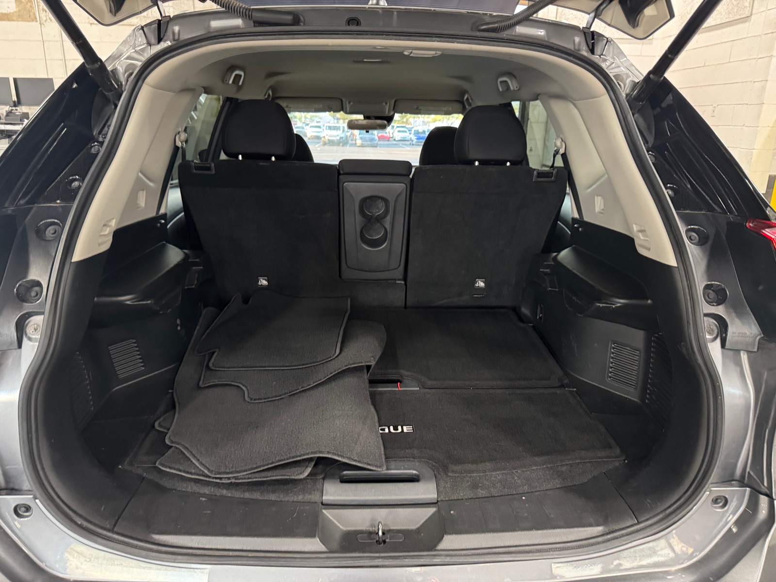 Thumbnail: 2019 Nissan Rogue - 7