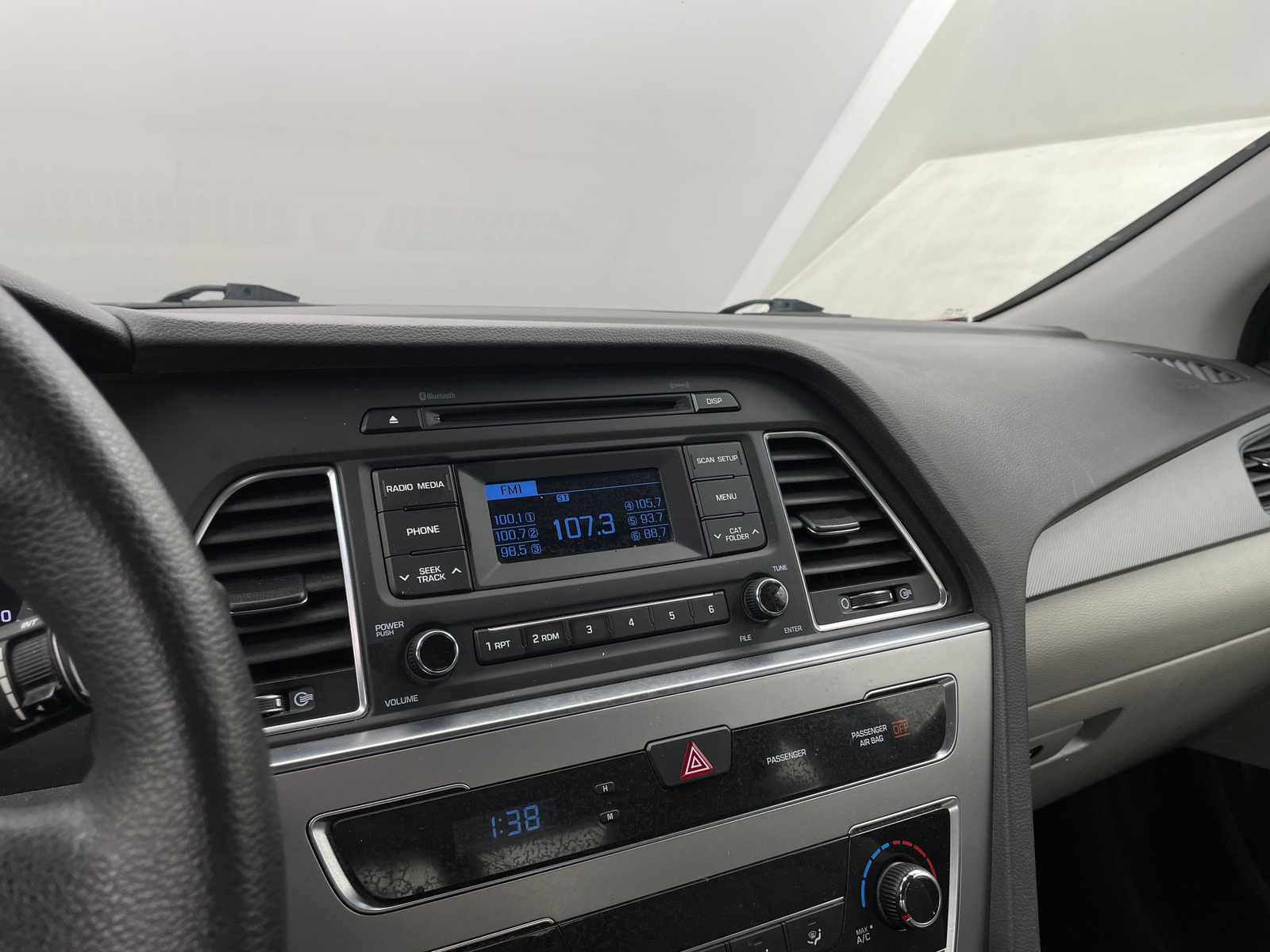 Thumbnail: 2015 Hyundai Sonata - 4