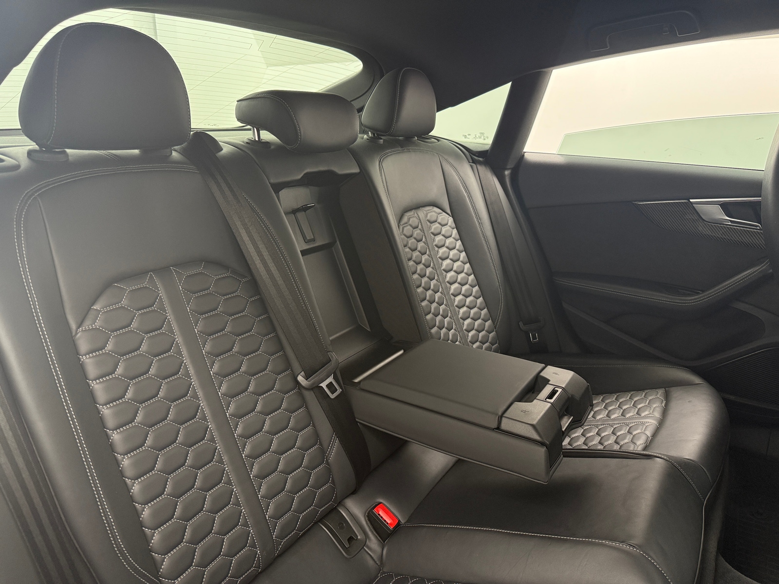 Thumbnail: 2019 Audi RS 5 - 5