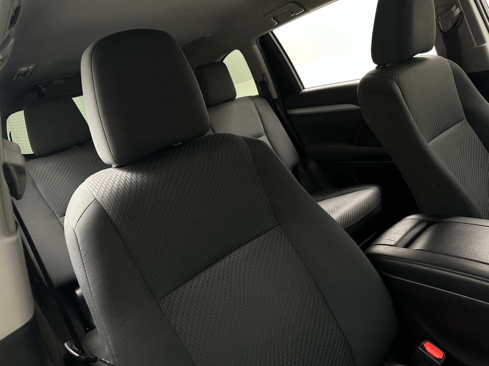 Thumbnail: 2019 Toyota Highlander - 2