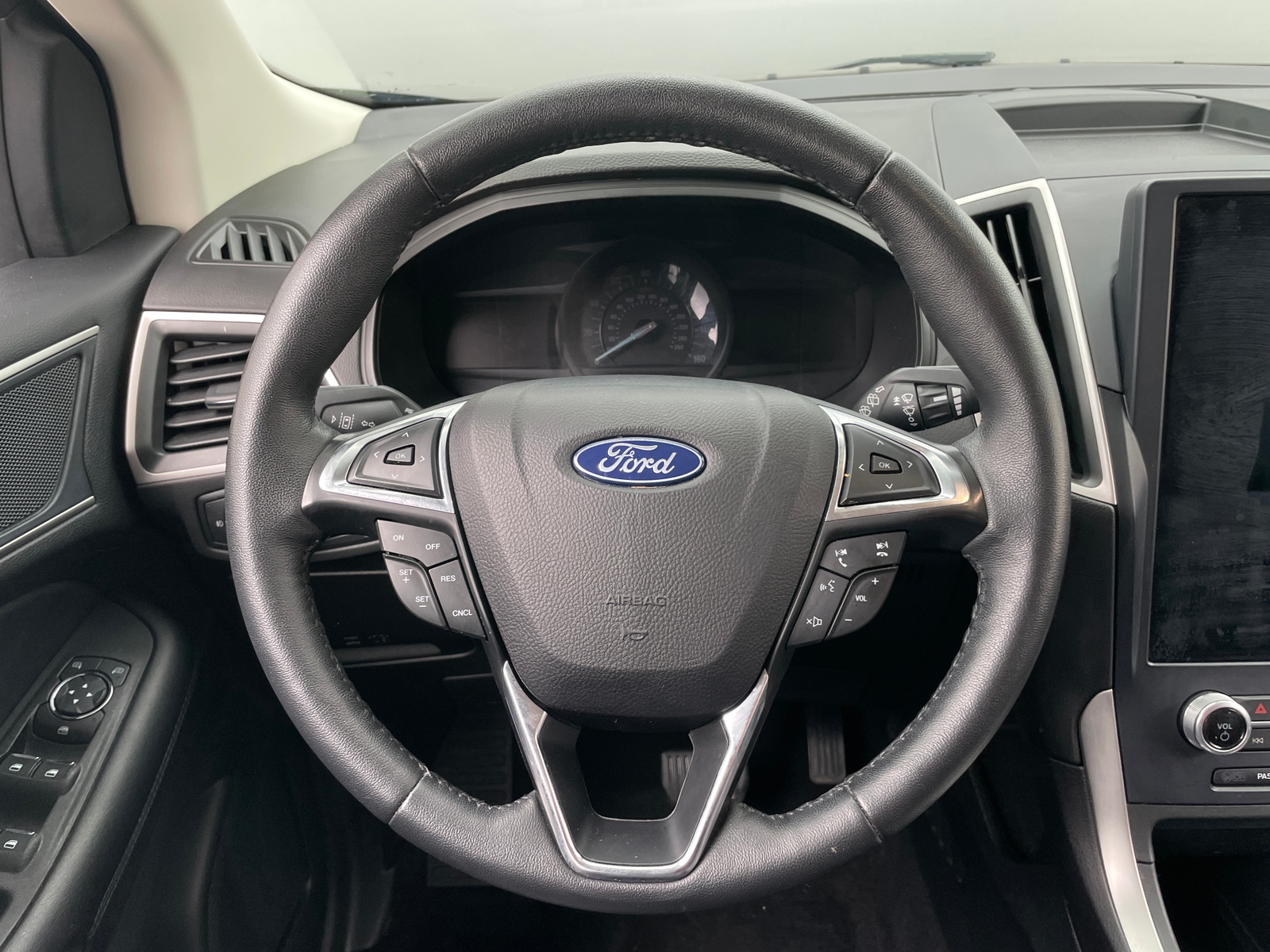 Thumbnail: 2022 Ford Edge - 4