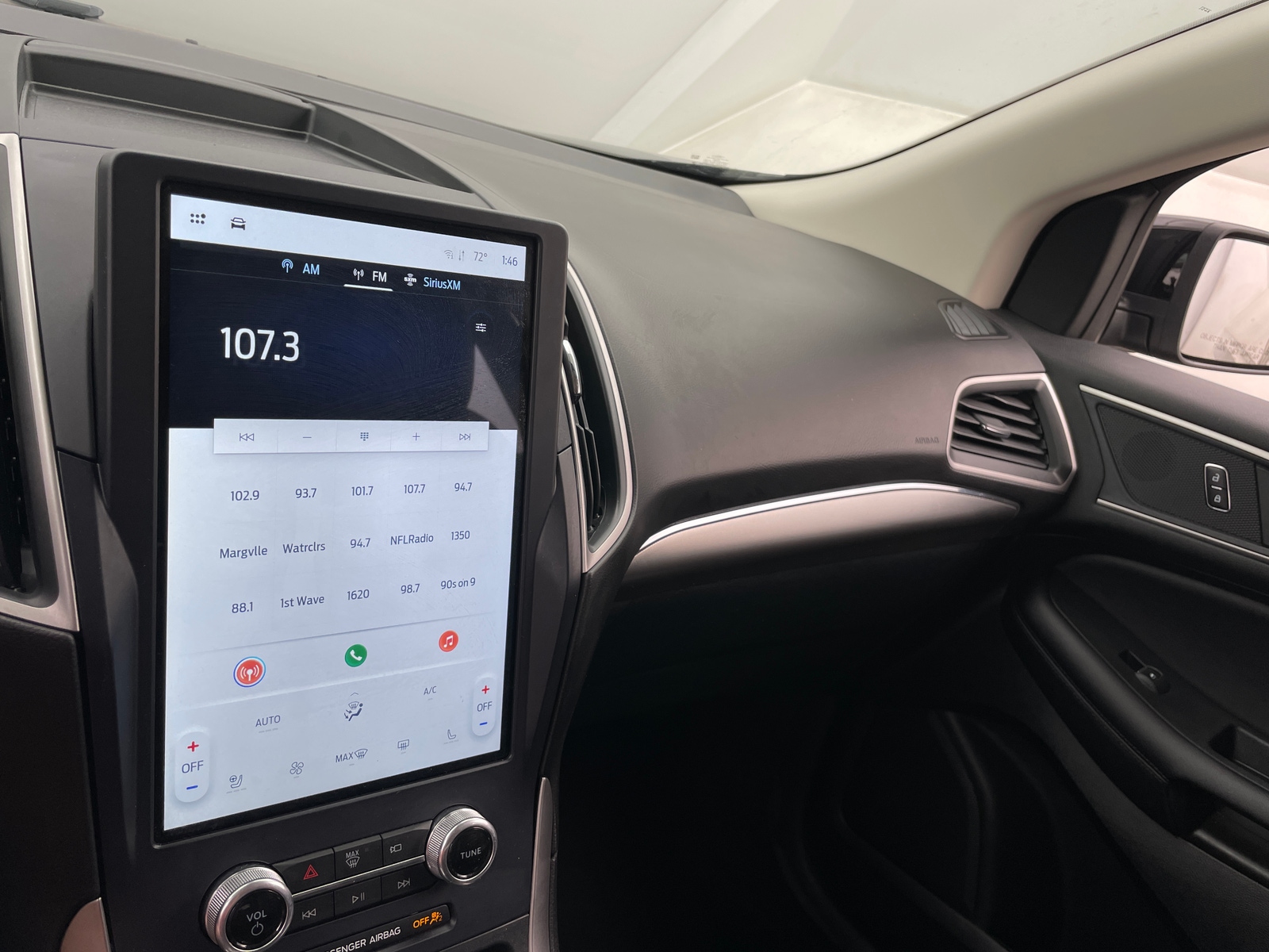Thumbnail: 2022 Ford Edge - 3