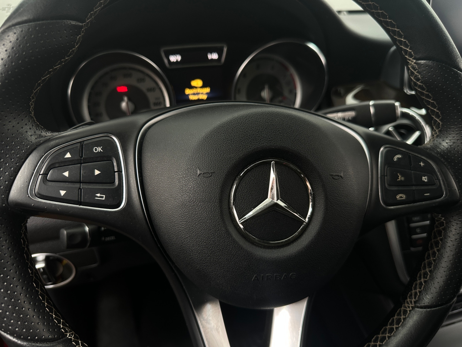 Thumbnail: 2016 Mercedes-Benz CLA - 3