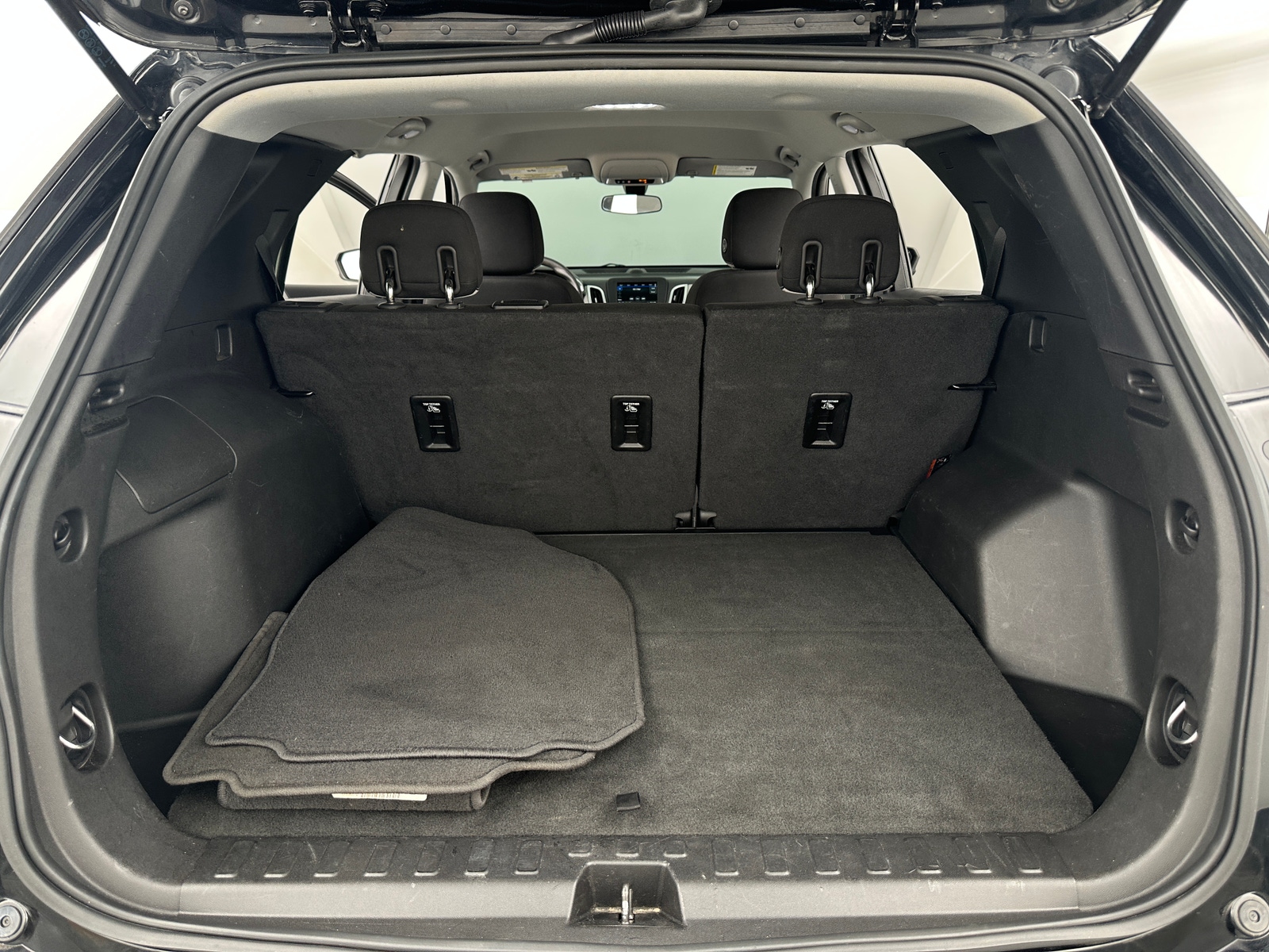 Thumbnail: 2019 Chevrolet Equinox - 7