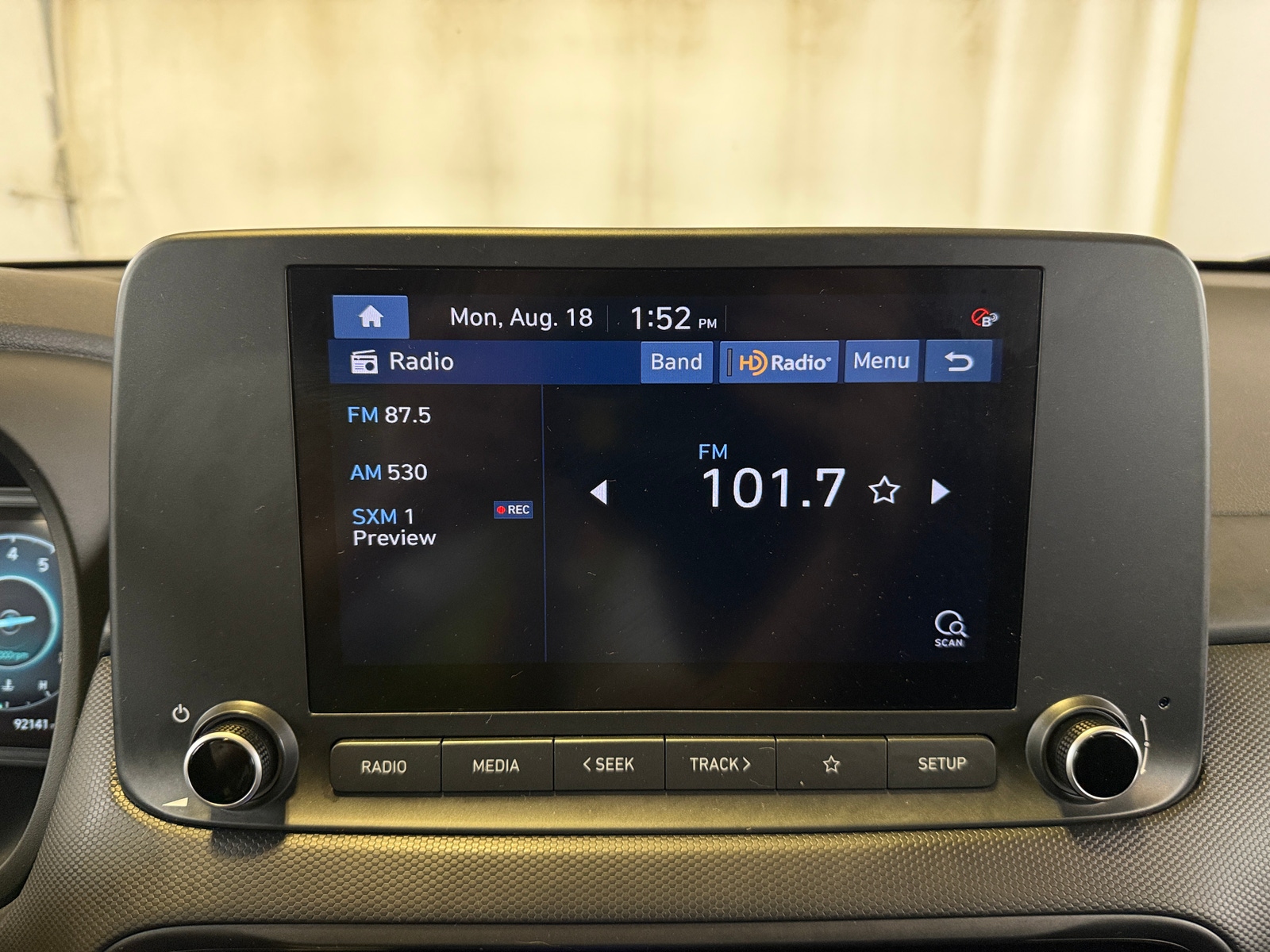 Thumbnail: 2022 Hyundai Kona - 4