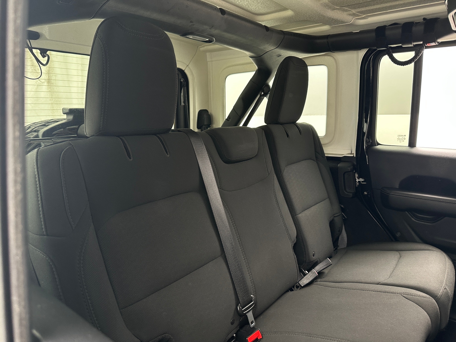 Thumbnail: 2018 Jeep Wrangler - 6