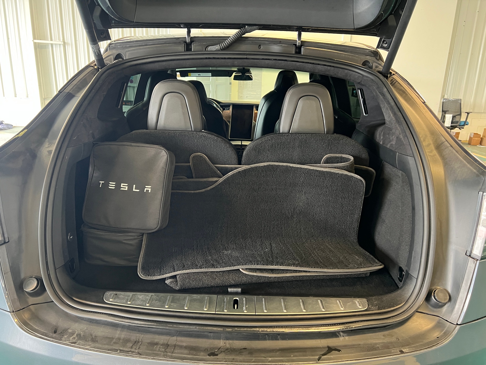 Thumbnail: 2019 Tesla Model X - 5