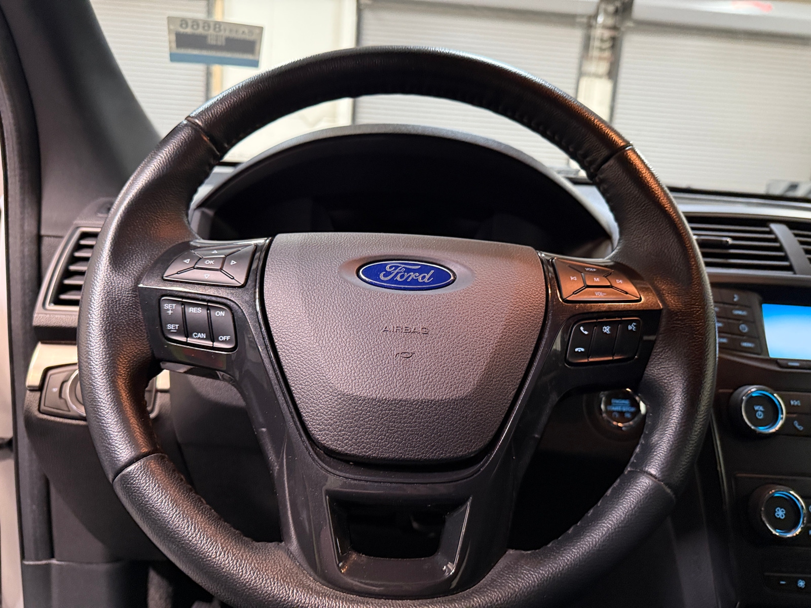 Thumbnail: 2018 Ford Explorer - 5