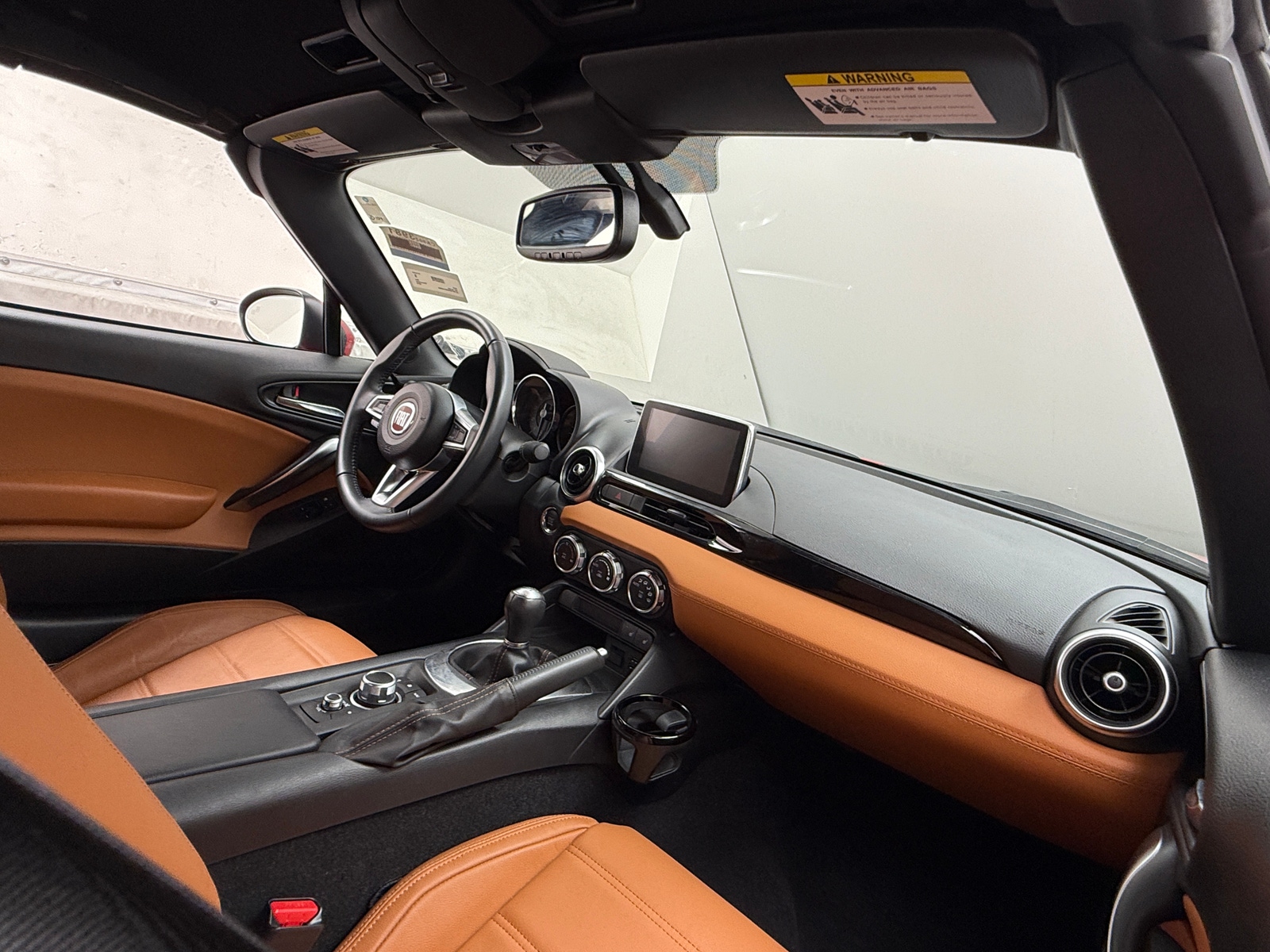 Thumbnail: 2019 Fiat 124 Spider - 2