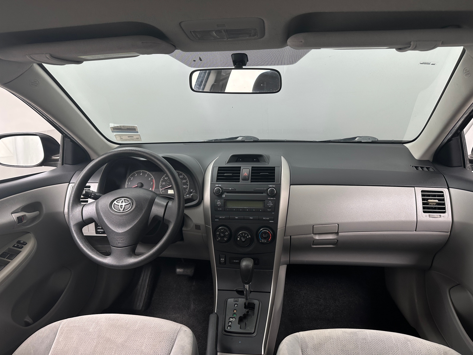 Thumbnail: 2013 Toyota Corolla - 3