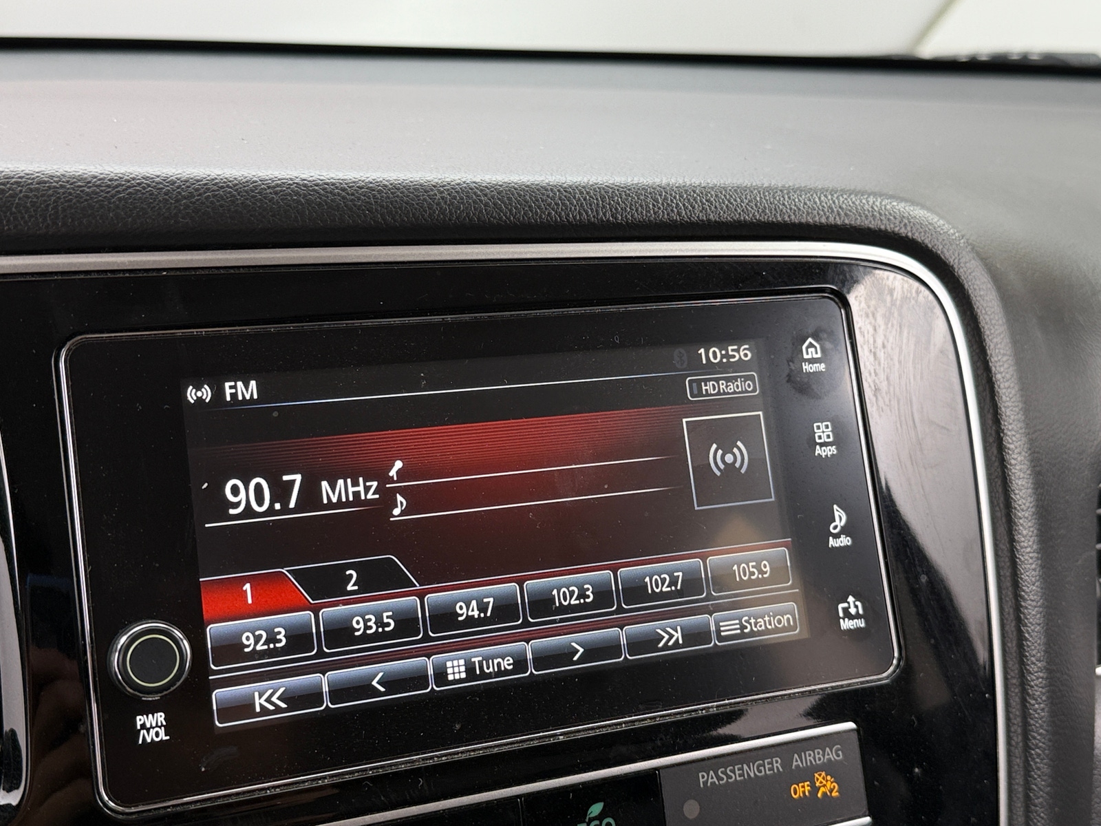 Thumbnail: 2019 Mitsubishi Outlander - 4