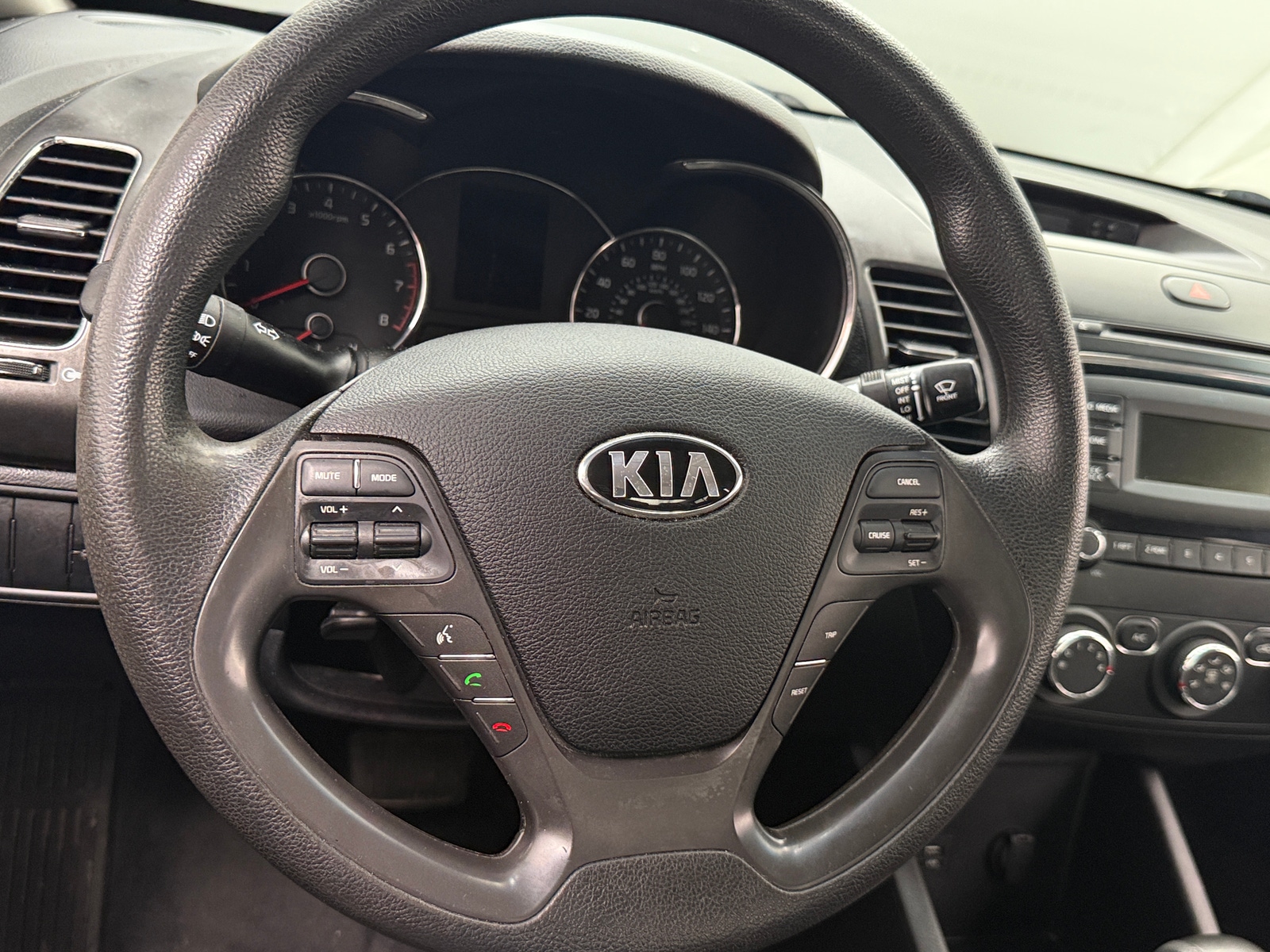 Thumbnail: 2018 Kia Forte - 5
