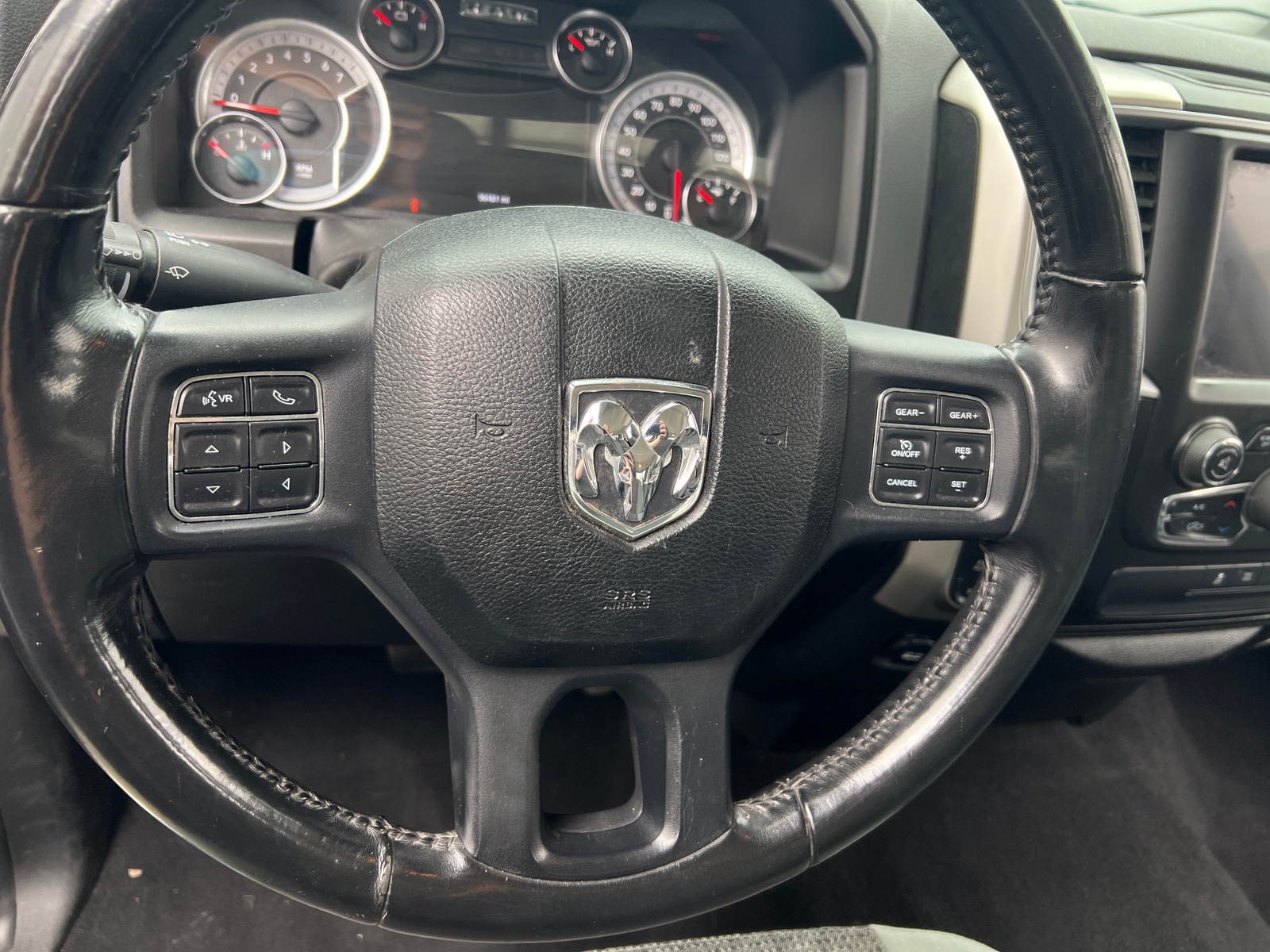 Thumbnail: 2019 RAM 1500 Classic - 5